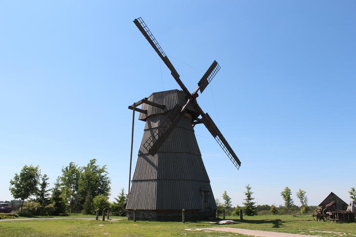 Ветряная мельница