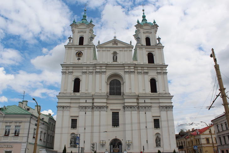 Монастырь иезуитов: Костел св. Франциска Ксаверия (фарный)