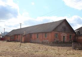 Усадьба Уместовских: хозпостройки