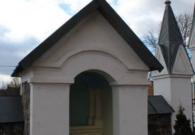 Костел св. Владислава: часовни в ограде (Суботники) 