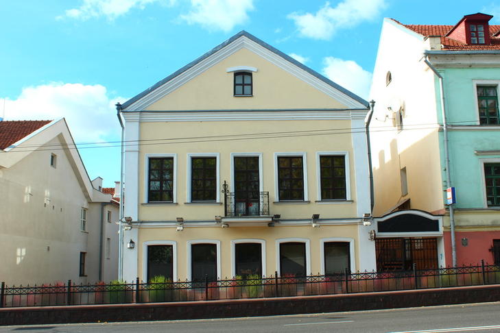 Дом Бомдаса