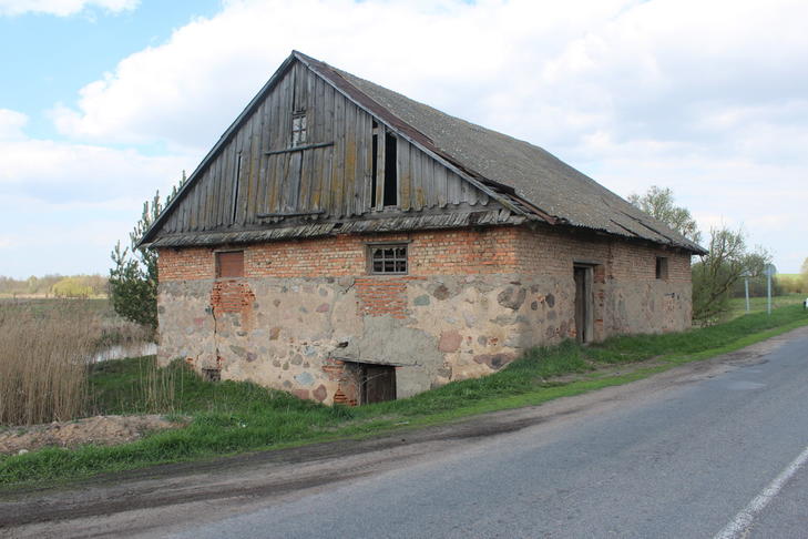 Усадьба Моравских: водяная мельница